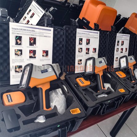 Hitachi X-MET8000 Expert Handheld XRF Analyzer (Used) - Sale!