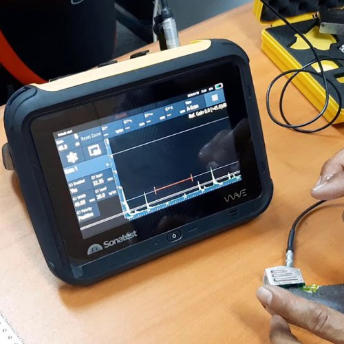 Sonatest WAVE Digital Ultrasonic Flaw Detector (New) - Sale!