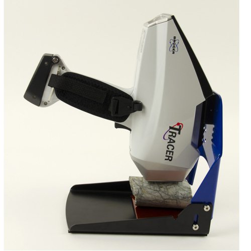 Bruker TRACER 5i Handheld XRF Analyzer (New) - Sale!