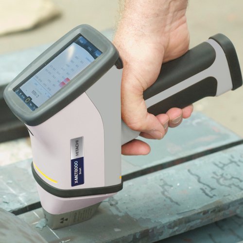Hitachi XMET8000 Smart Handheld XRF Analyzer (New) - Sale!